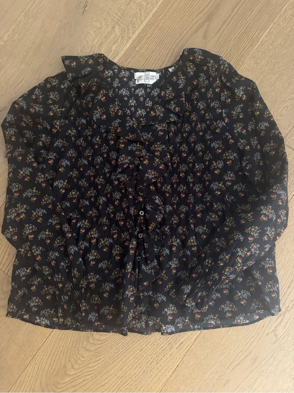 Doen Hardy Floral top size small